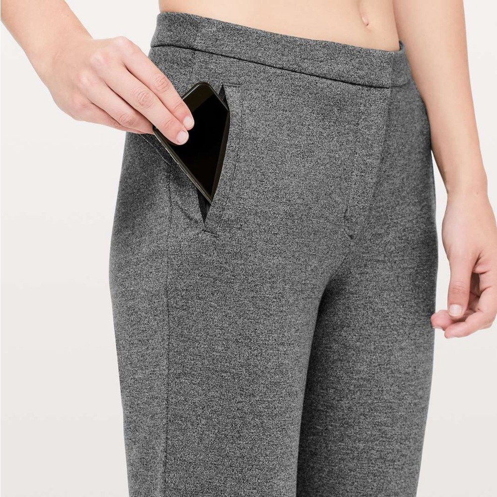 Lululemon On The Move Pant Ponte *28" - Picture 3 of 6